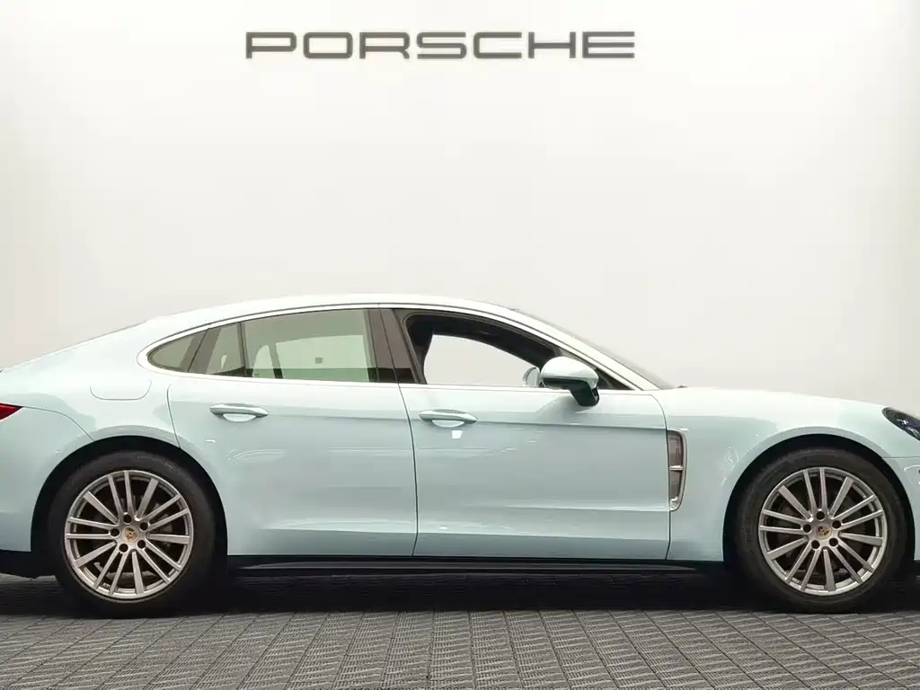 Porsche Panamera — фото 4