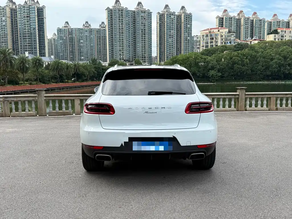 Porsche Macan — фото 5