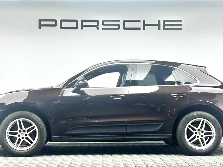 Porsche Macan — фото 4