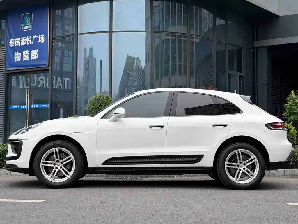 Porsche Macan — фото 4