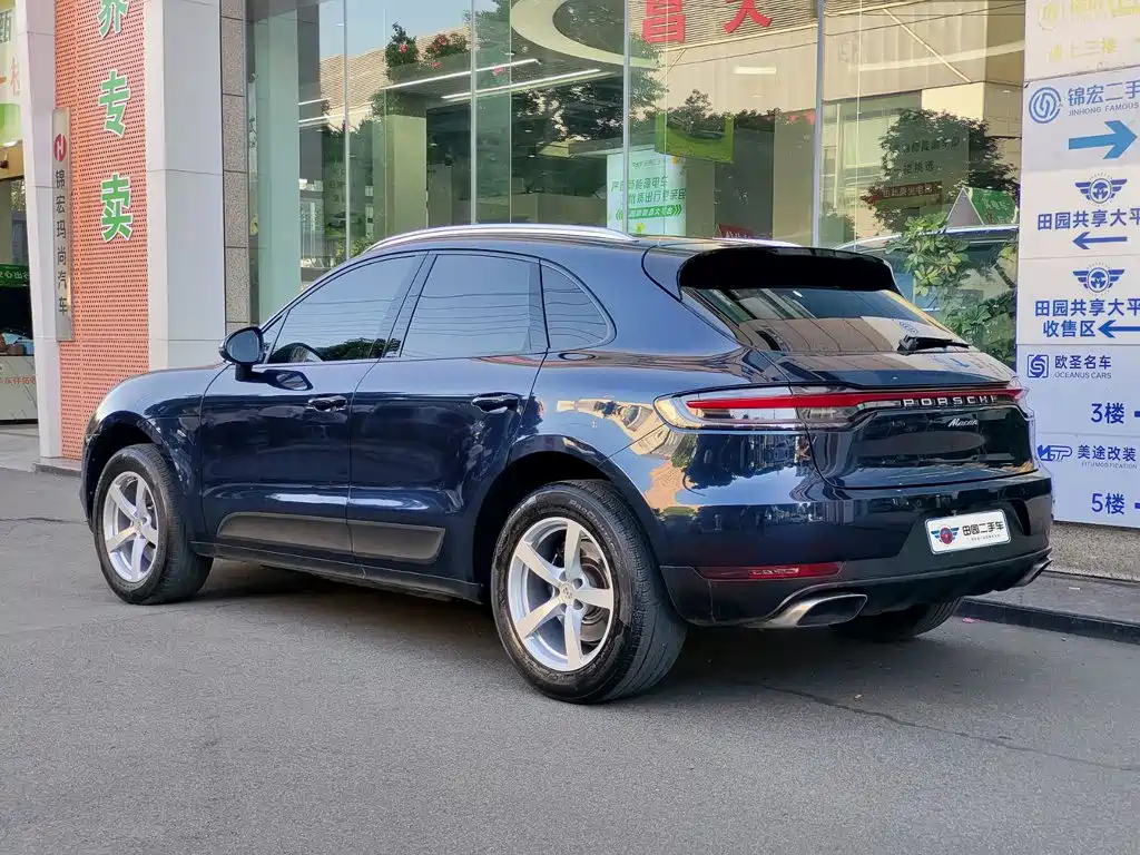 Porsche Macan — фото 5