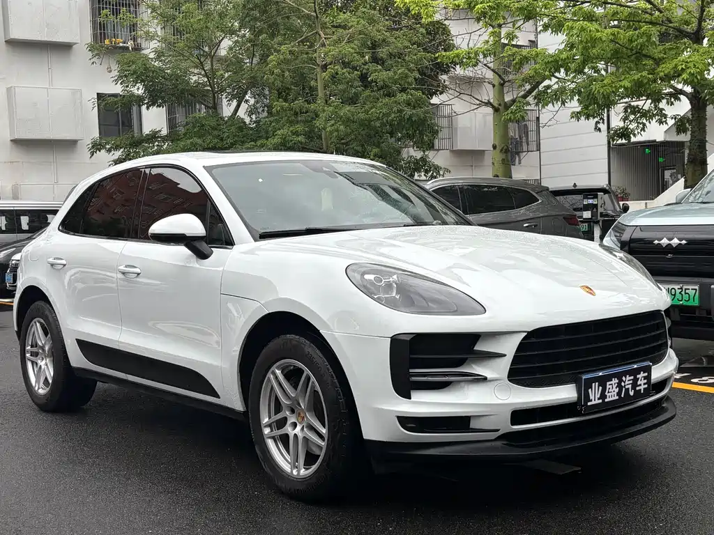Porsche Macan — фото 3