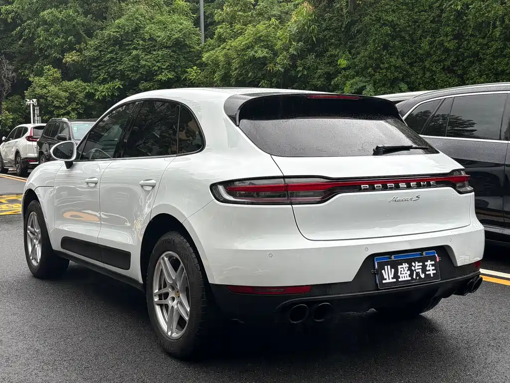 Porsche Macan — фото 6