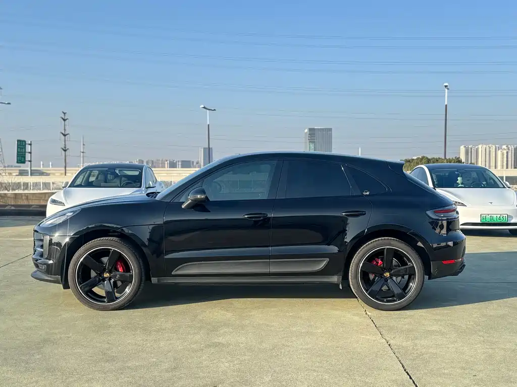 Porsche Macan — фото 3