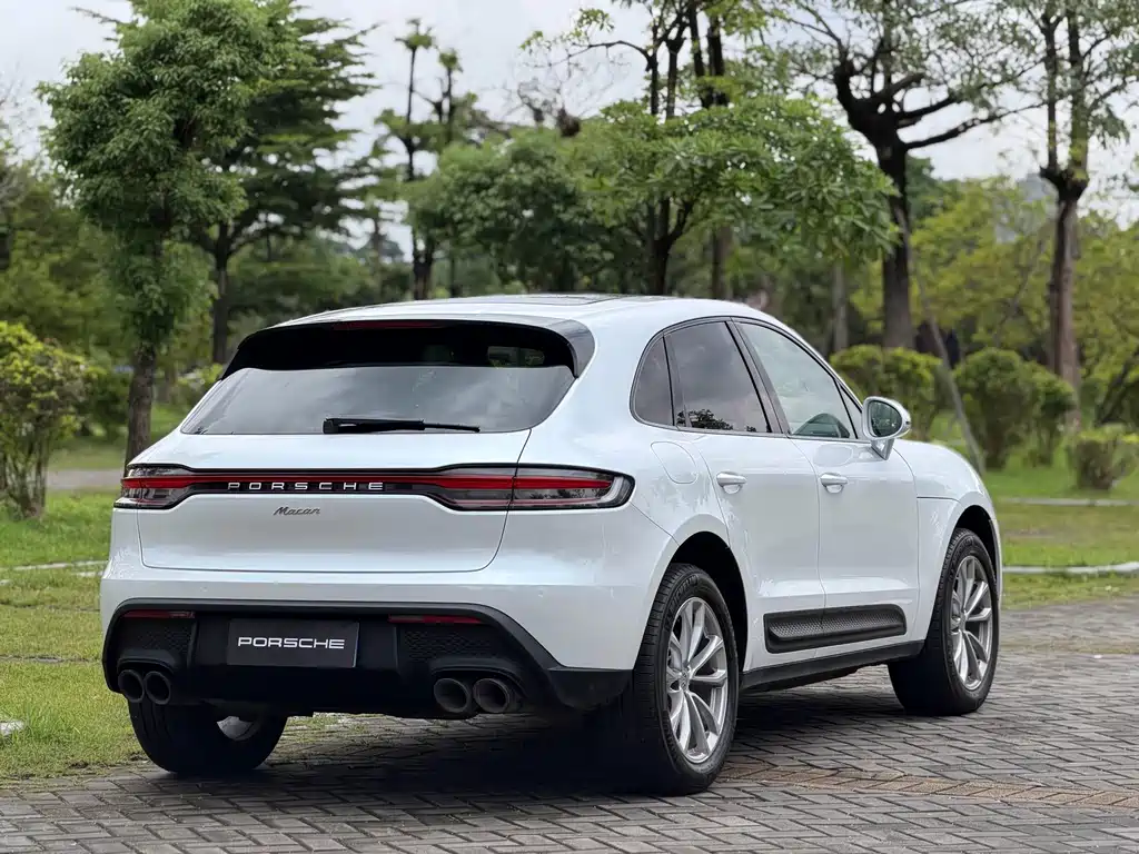 Porsche Macan — фото 5