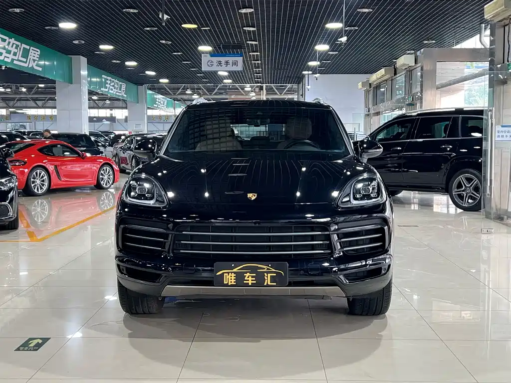 Porsche Cayenne — фото 2