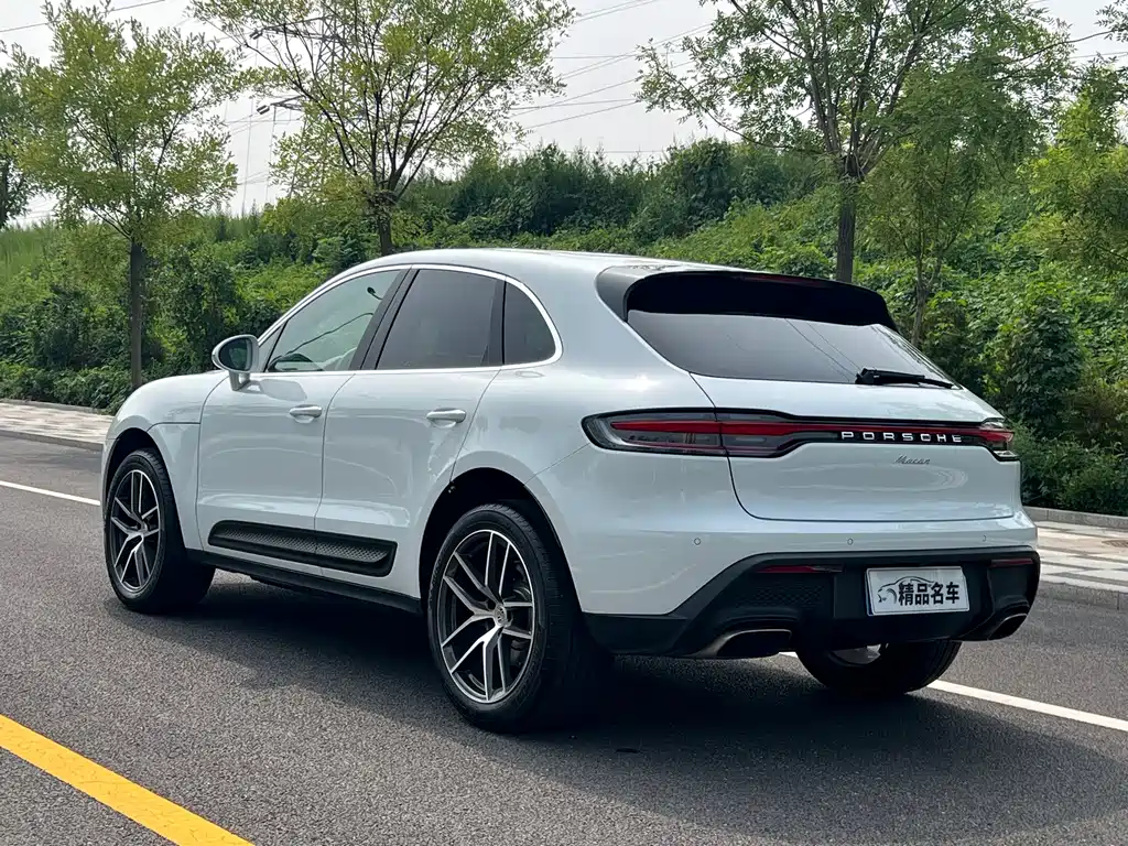 Porsche Macan — фото 7