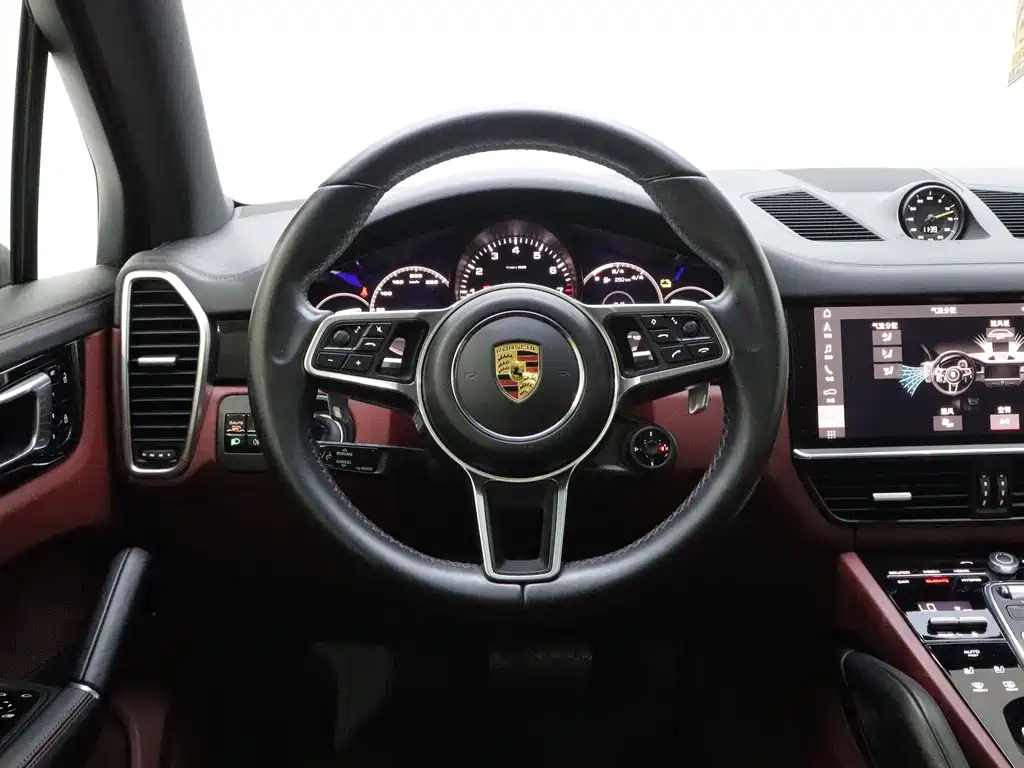 Porsche Cayenne Hybrid — фото 21