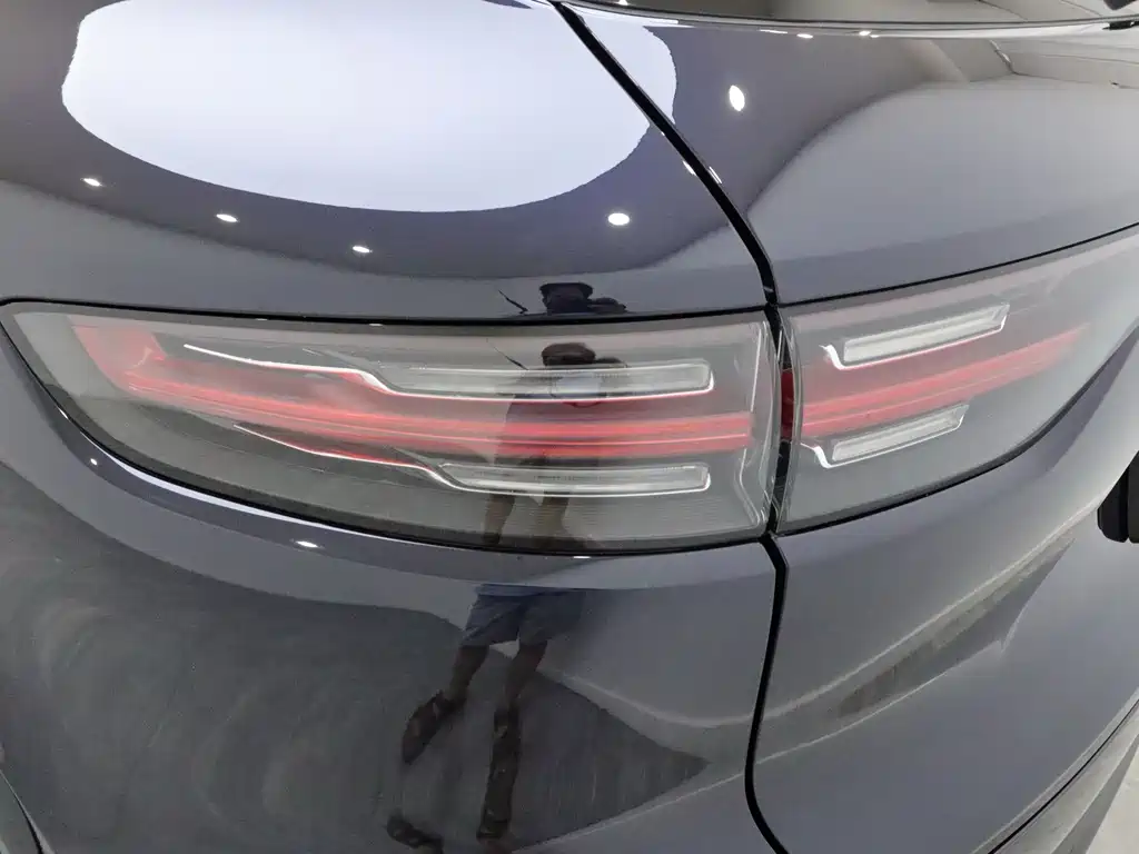 Porsche Cayenne Hybrid — фото 10