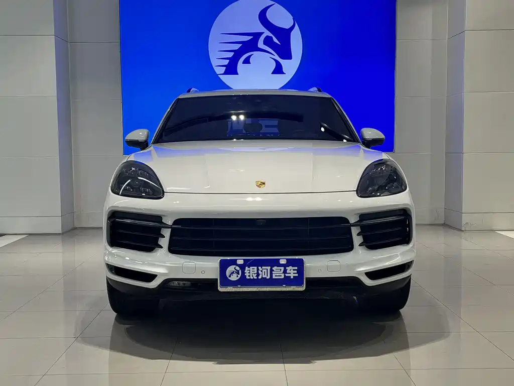 Porsche Cayenne — фото 2