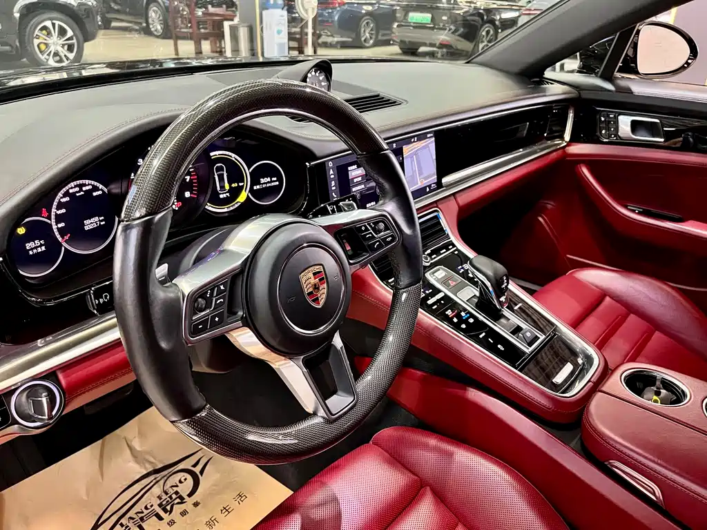 Porsche Panamera — фото 11