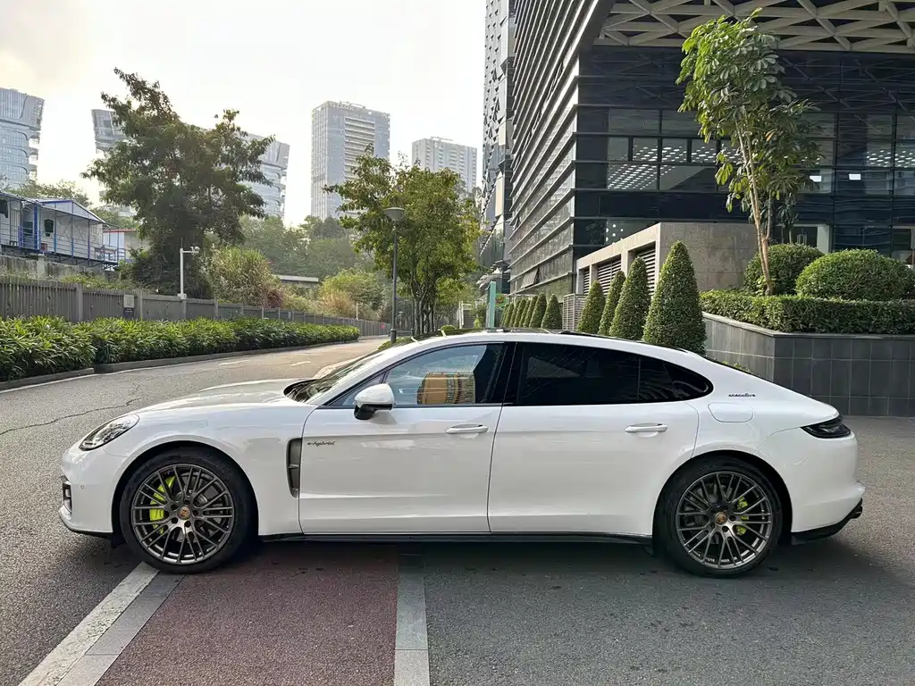 Porsche Panamera — фото 3