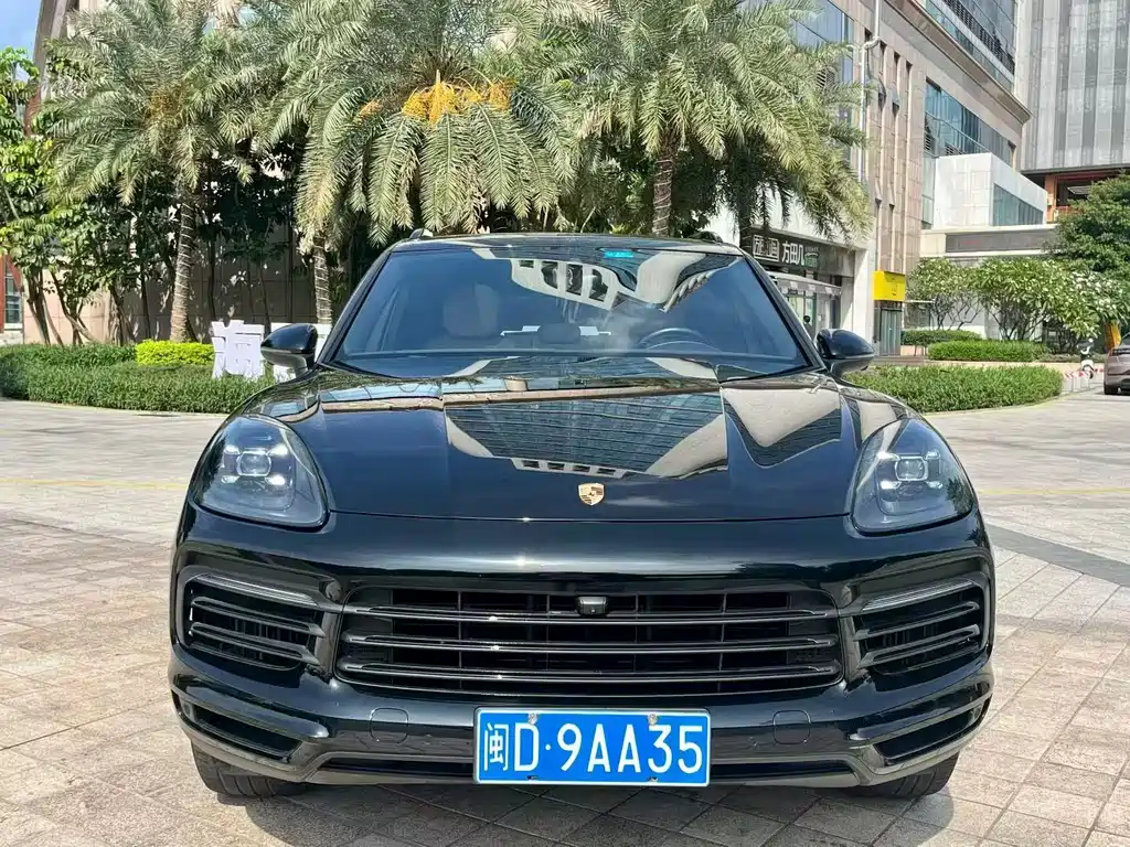 Porsche Cayenne — фото 2