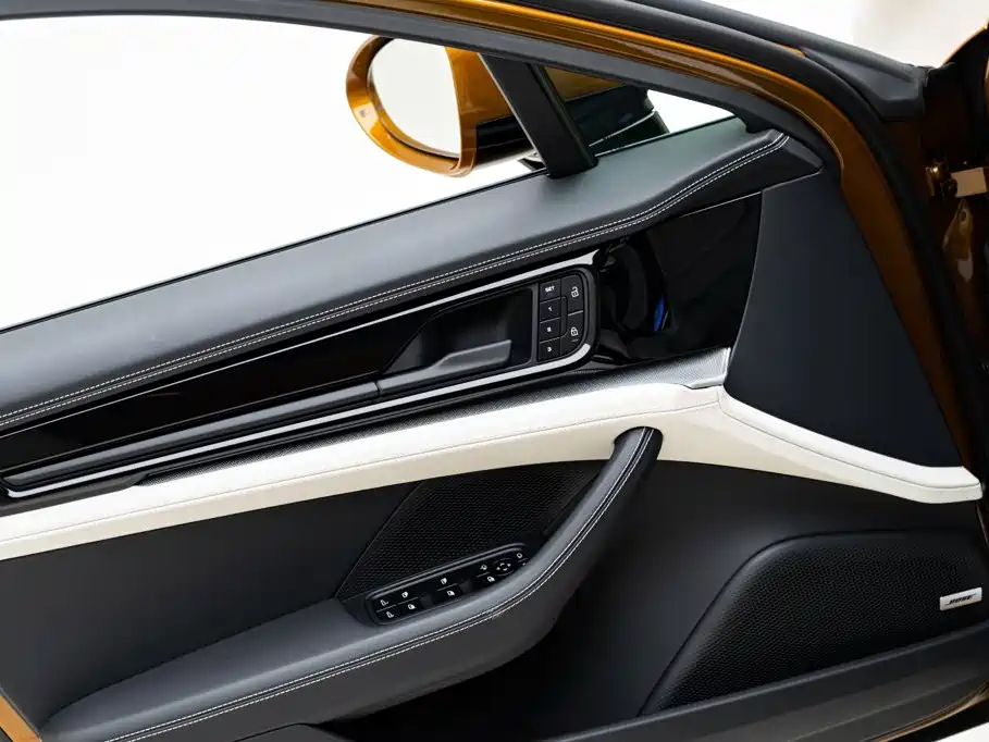 Porsche Panamera — фото 17