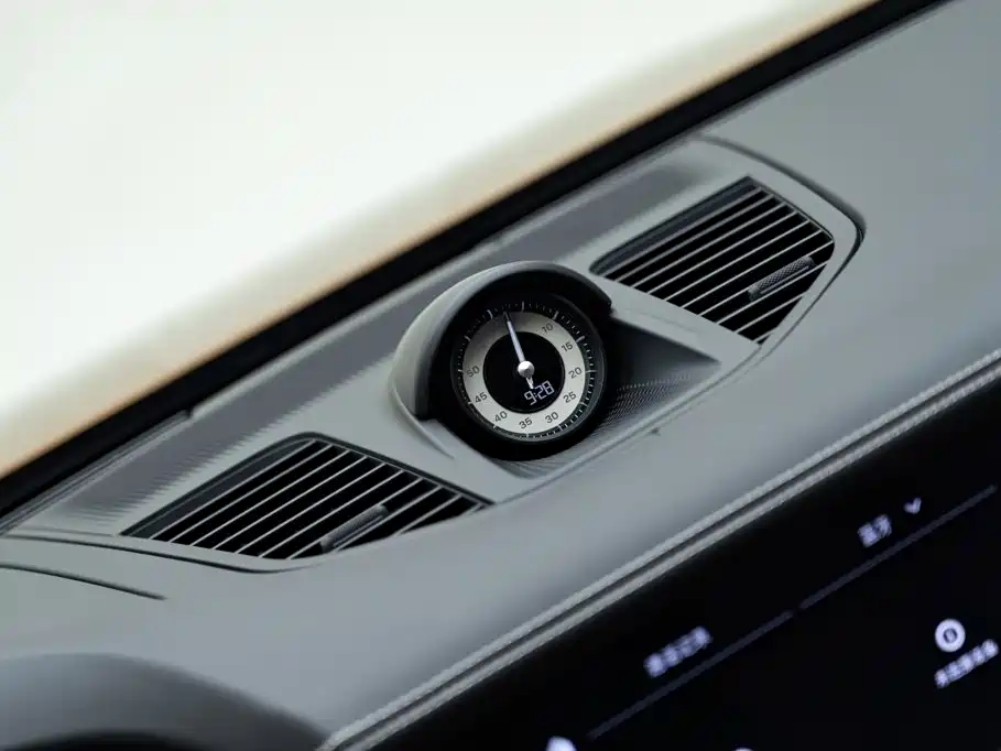 Porsche Panamera — фото 22