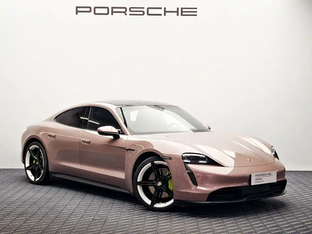 Porsche Taycan — фото 6