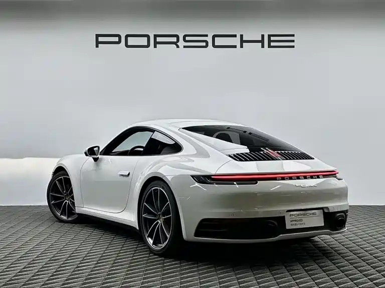 Porsche 911 — фото 6