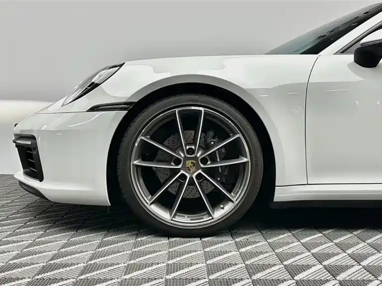 Porsche 911 — фото 7