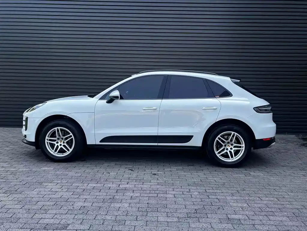 Porsche Macan — фото 5