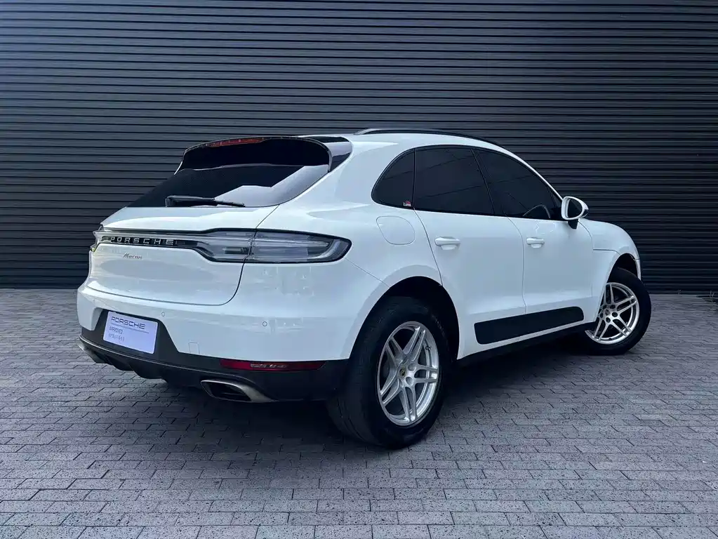 Porsche Macan — фото 7