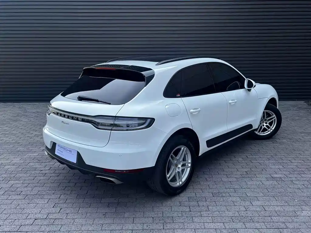 Porsche Macan — фото 8