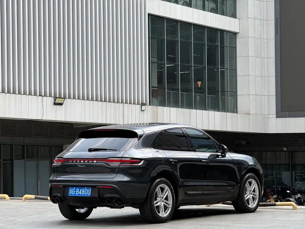 Porsche Macan — фото 8