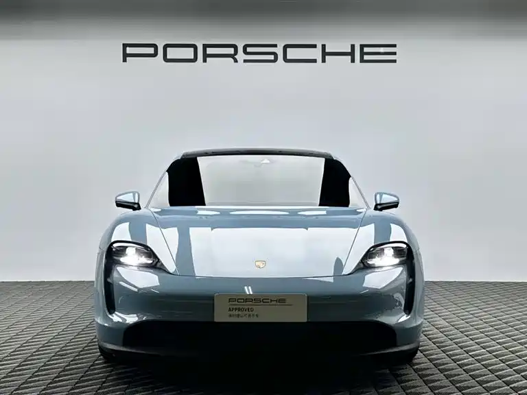 Porsche Taycan — фото 2
