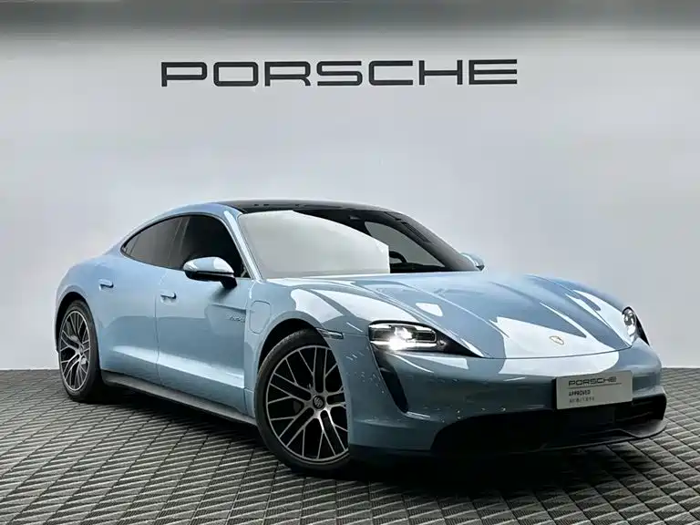 Porsche Taycan — фото 3