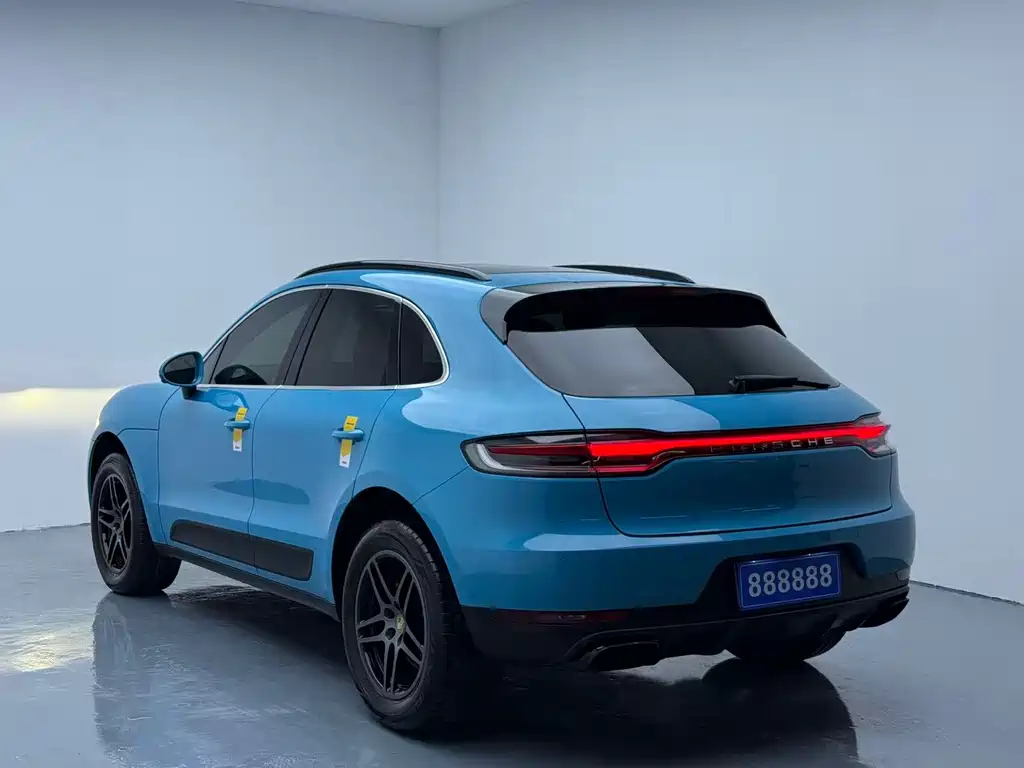 Porsche Macan — фото 8