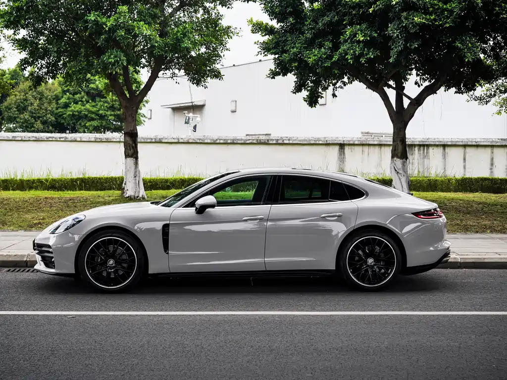 Porsche Panamera — фото 2