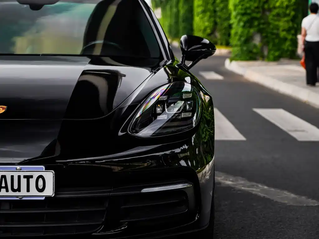 Porsche Panamera — фото 16