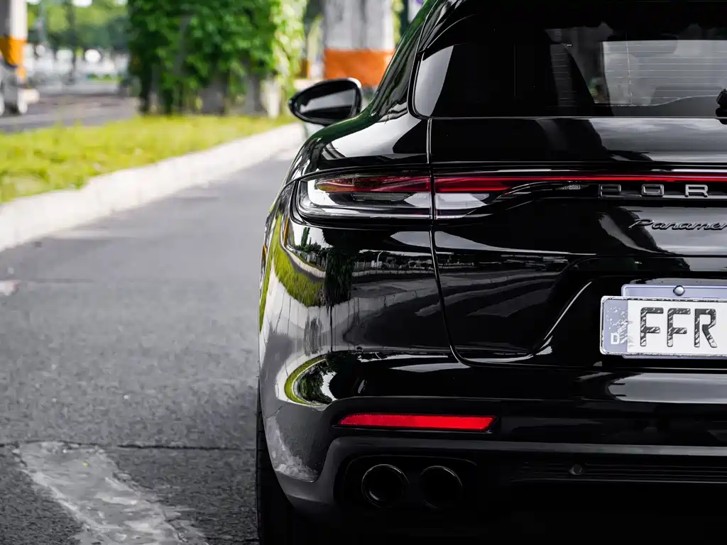 Porsche Panamera — фото 23