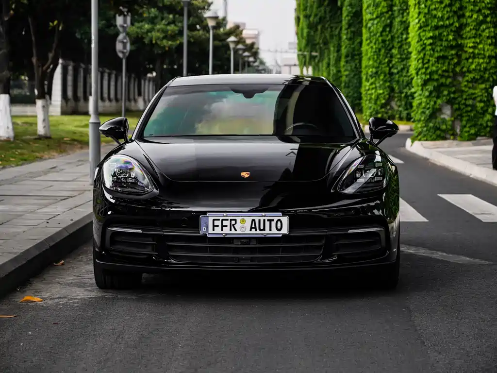 Porsche Panamera — фото 8