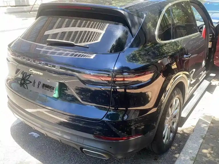 Porsche Cayenne Hybrid — фото 2