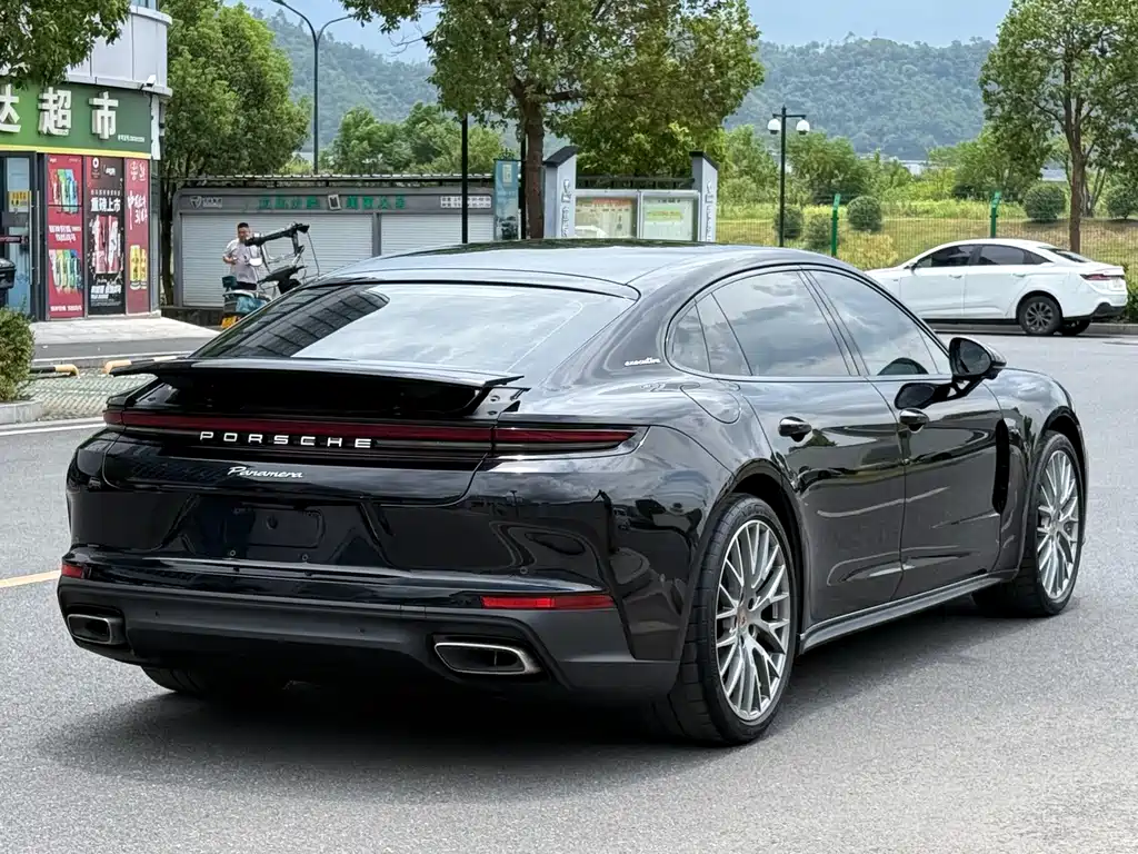 Porsche Panamera — фото 4