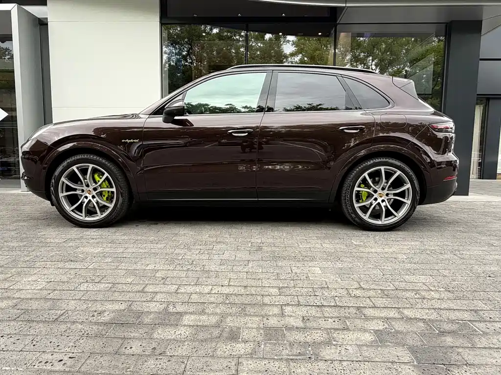 Porsche Cayenne Hybrid — фото 2