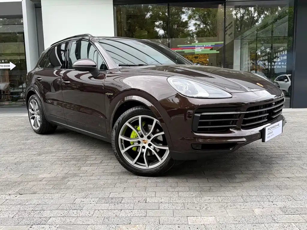 Porsche Cayenne Hybrid — фото 4