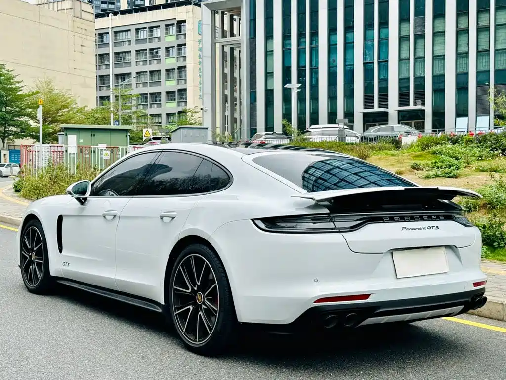 Porsche Panamera — фото 8