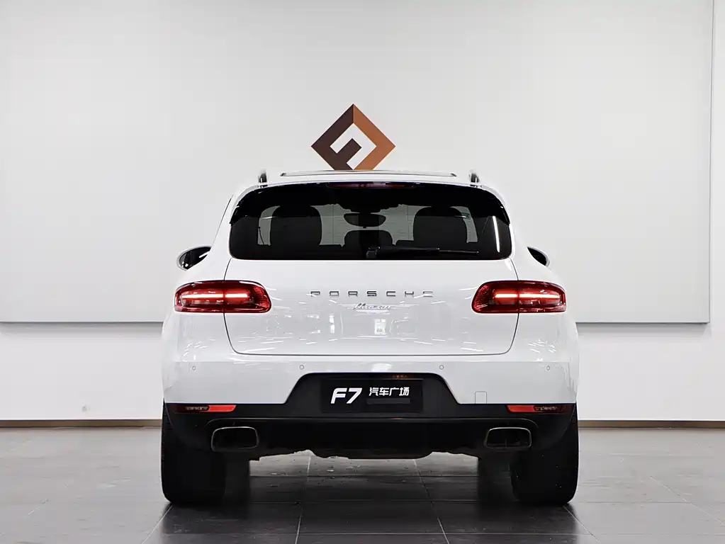 Porsche Macan — фото 4