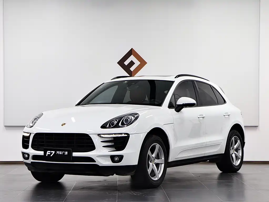Porsche Macan — фото 1