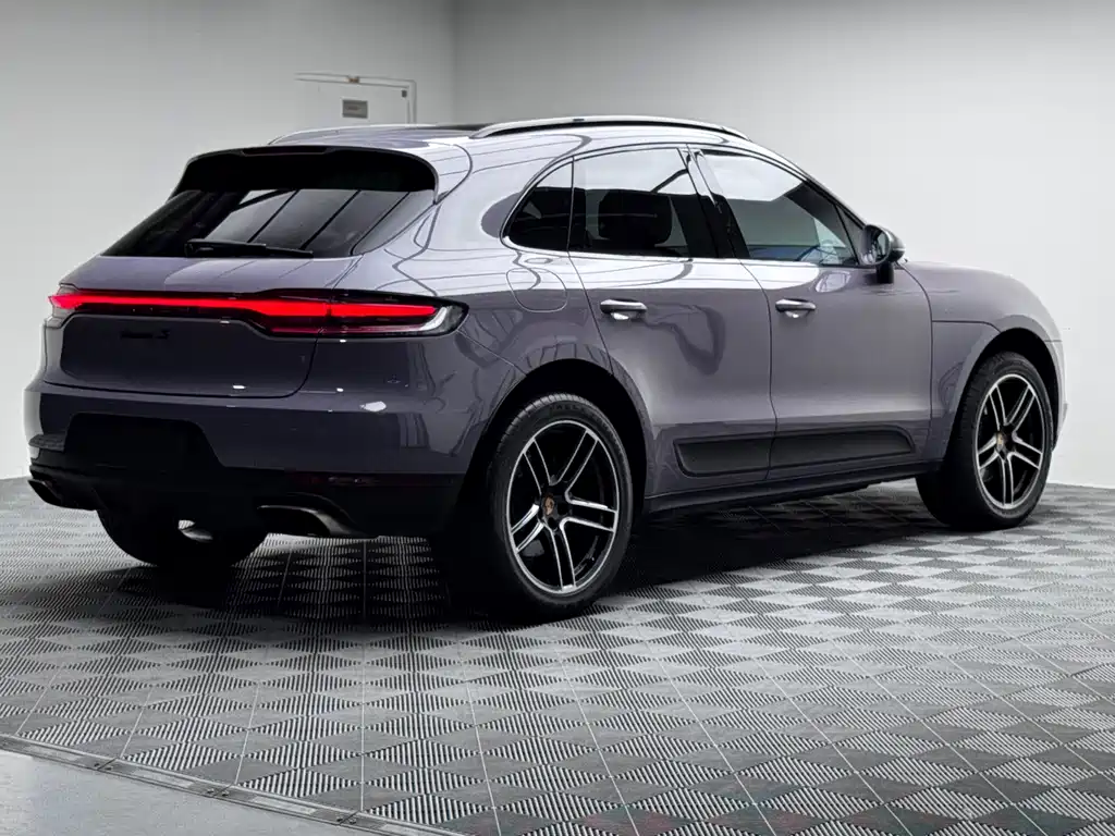 Porsche Macan — фото 7