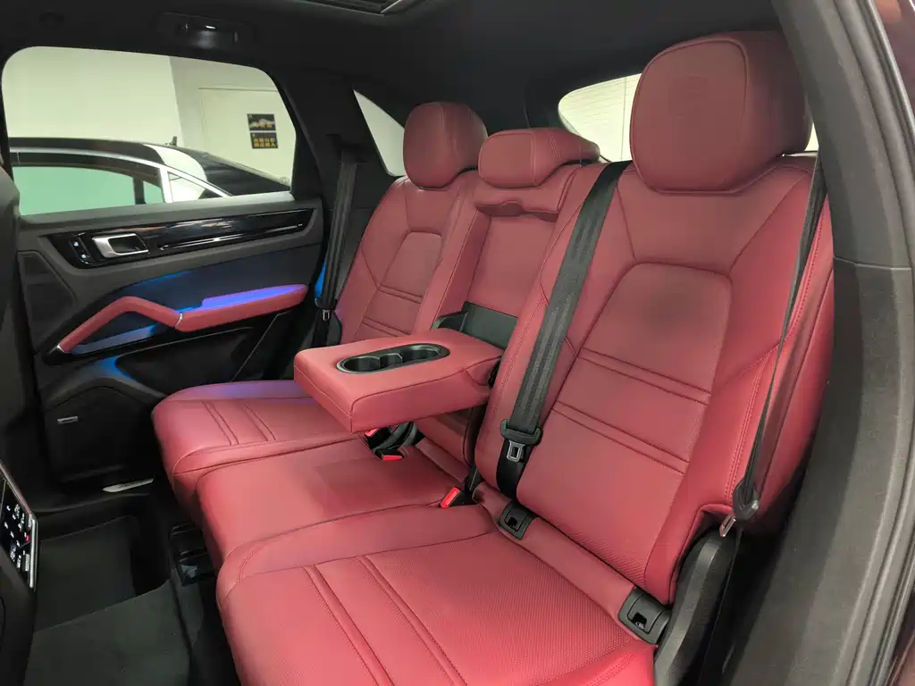 Porsche Cayenne Hybrid — фото 19