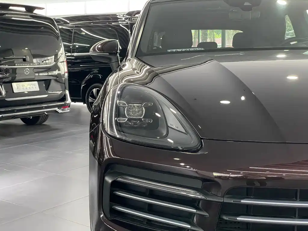 Porsche Cayenne Hybrid — фото 39