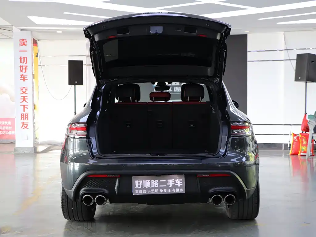 Porsche Macan — фото 26