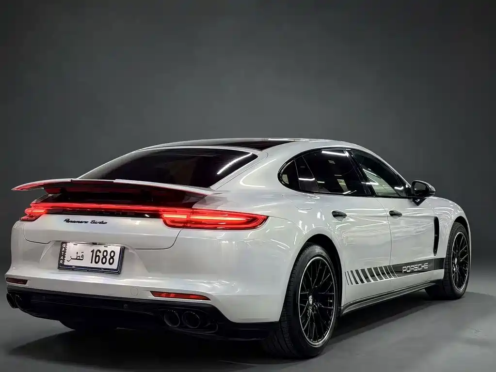 Porsche Panamera — фото 8