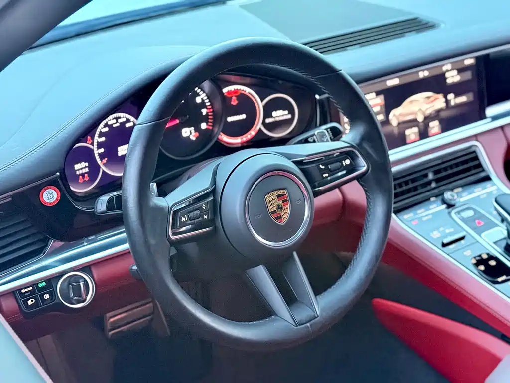 Porsche Panamera — фото 13