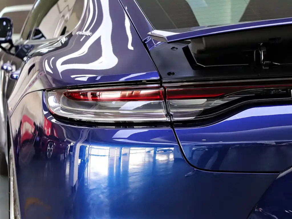 Porsche Panamera — фото 34