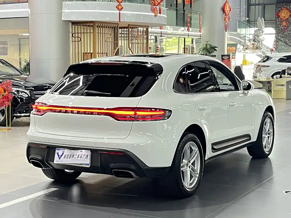 Porsche Macan — фото 7