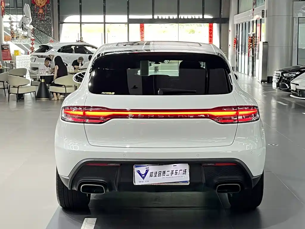 Porsche Macan — фото 8