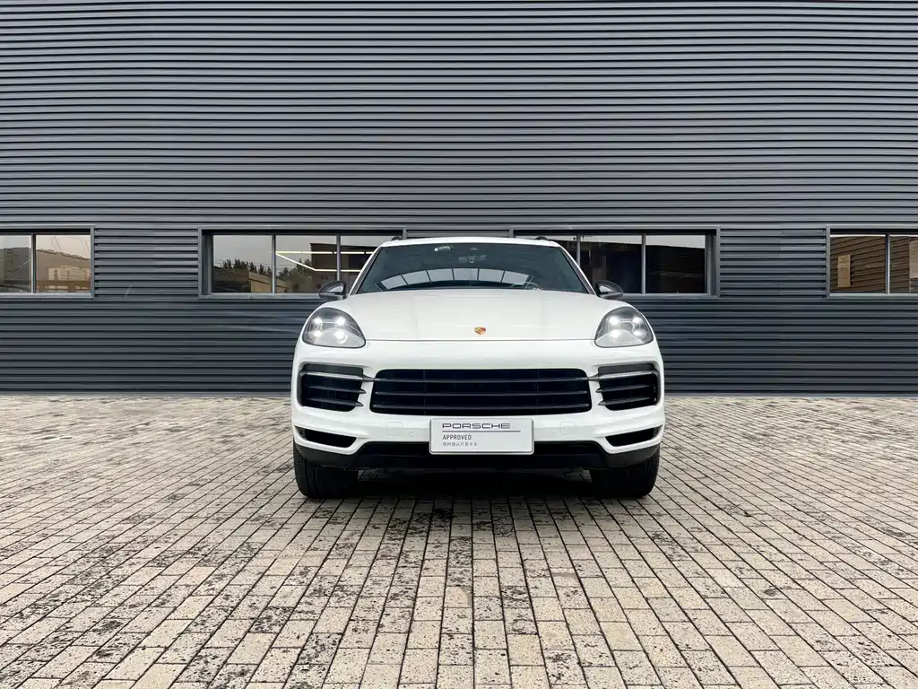Porsche Cayenne — фото 2